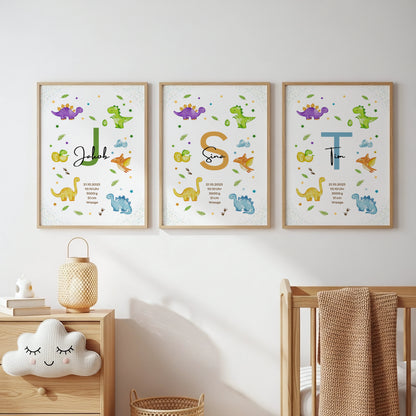 Personalisiertes Geburtsposter Dinosaurier – Baby Poster mit Namen & Initialie - Kibimemories