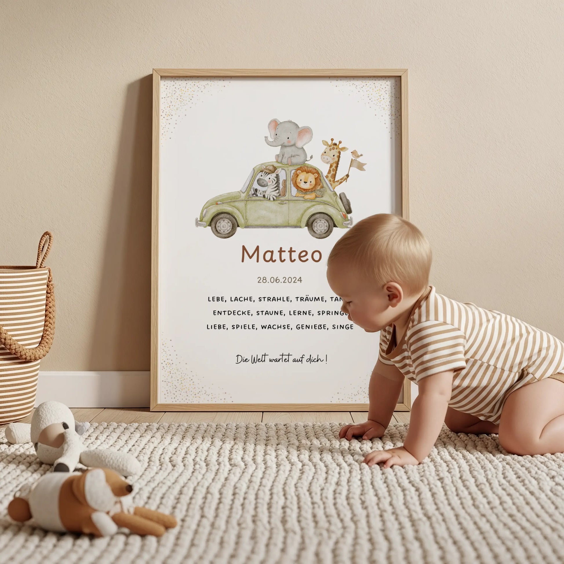 Personalisiertes Geburtsposter Safari – Poster mit Name Matteo und Geburtsdaten auf einem Wandbild.