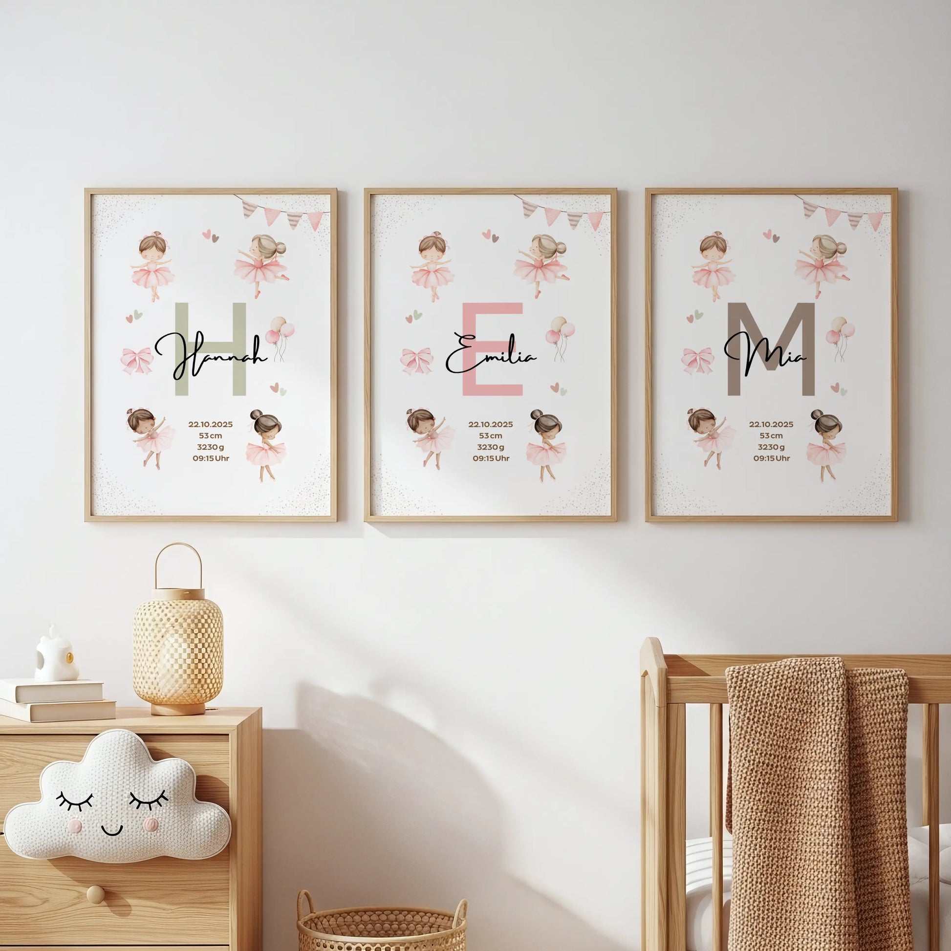 Personalisiertes Geburtsposter Ballerina mit Namen und Geburtsdaten für ein bezauberndes Babyzimmer.
