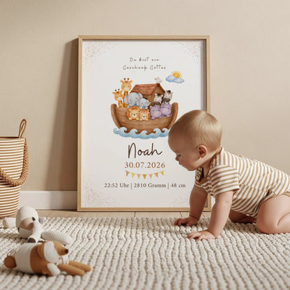 Christliches Geburtsposter Arche Noah mit Tieren, niedliches Design mit verschiedenen Tieren und Baby Noah.