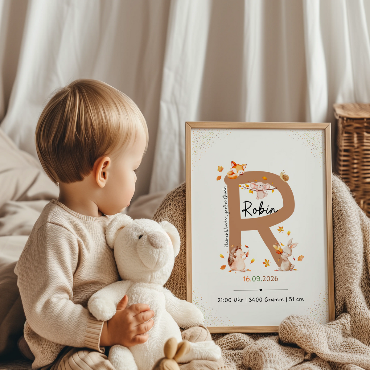 Personalisiertes Buchstabenposter mit herbstlichen Waldtieren und Namen Robin, ideal für Kinderzimmerdekoration.