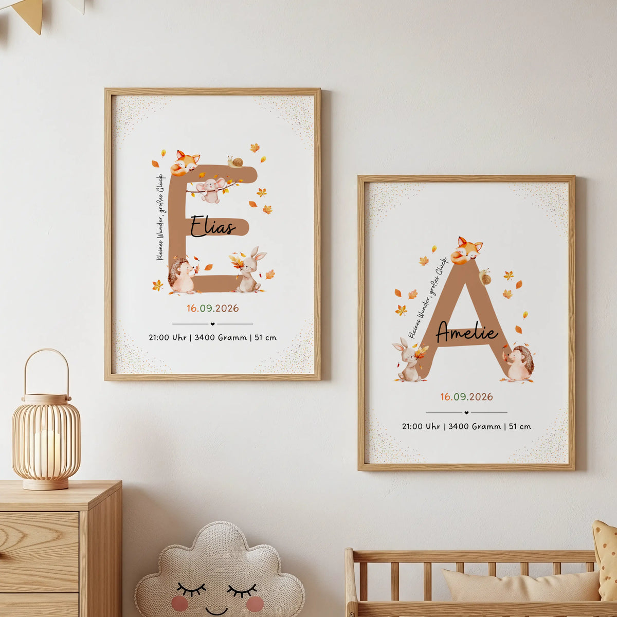 Personalisiertes Buchstabenposter mit herbstlichen Waldtieren für Elias und Amelie.