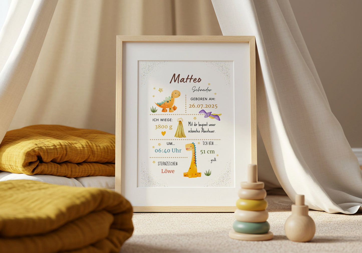 Liebevoll gestaltetes personalisiertes Geburtsposter mit Dinos von Kibimemories mit persönlicher Personalisierung