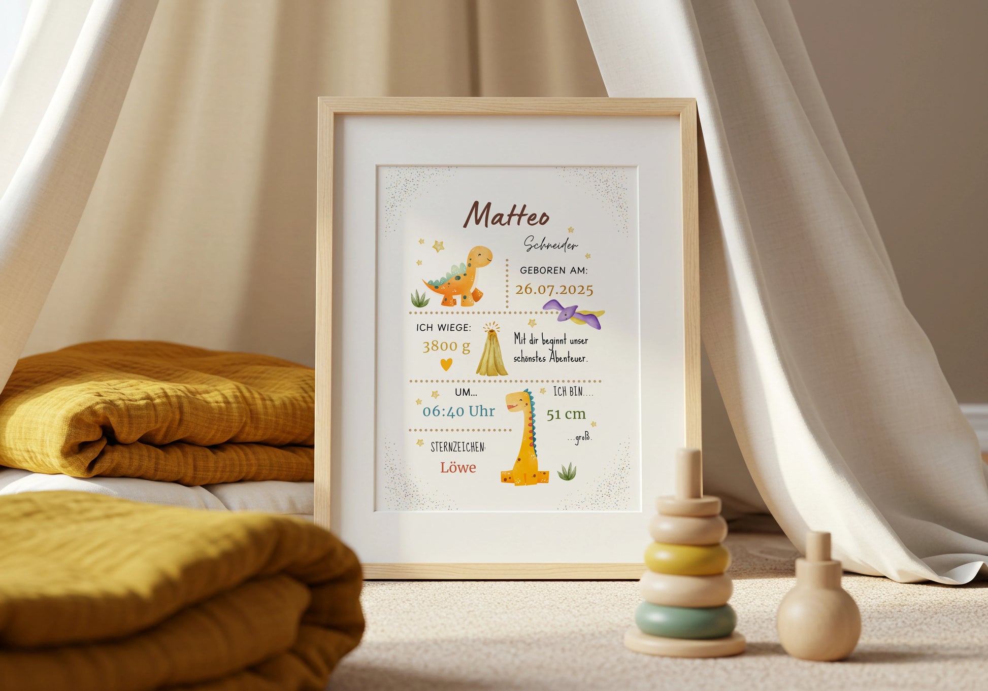 Liebevoll gestaltetes personalisiertes Geburtsposter mit Dinos von Kibimemories mit persönlicher Personalisierung