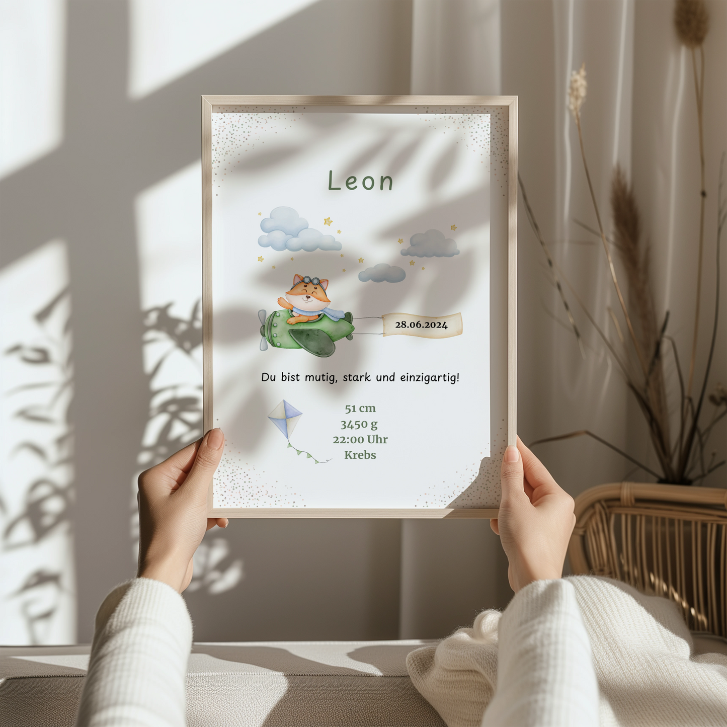 Niedliches personalisiertes Geburtsposter fuers Babyzimmer von Kibimemories mit Name und Geburtsdaten als Geschenk zur Geburt